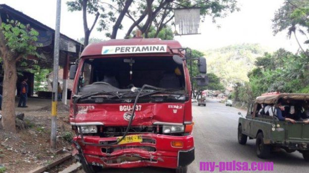 Viral Tabrakan Beruntun